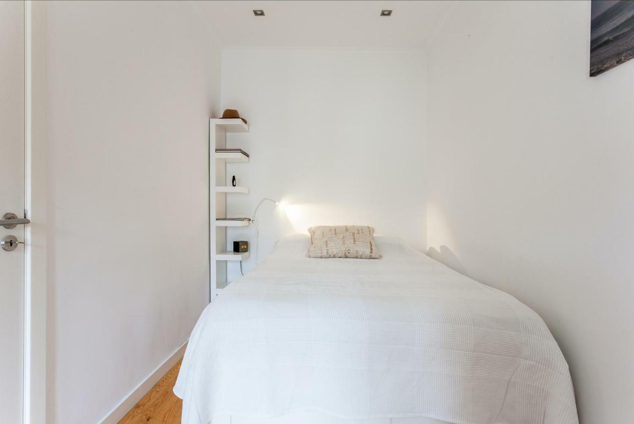 Altido Charming 1br Apt With Workspace In Sao Bento Apartment Lisbon