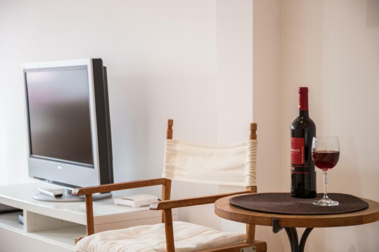 Altido Charming 1br Apt With Workspace In Sao Bento Apartment Lisbon