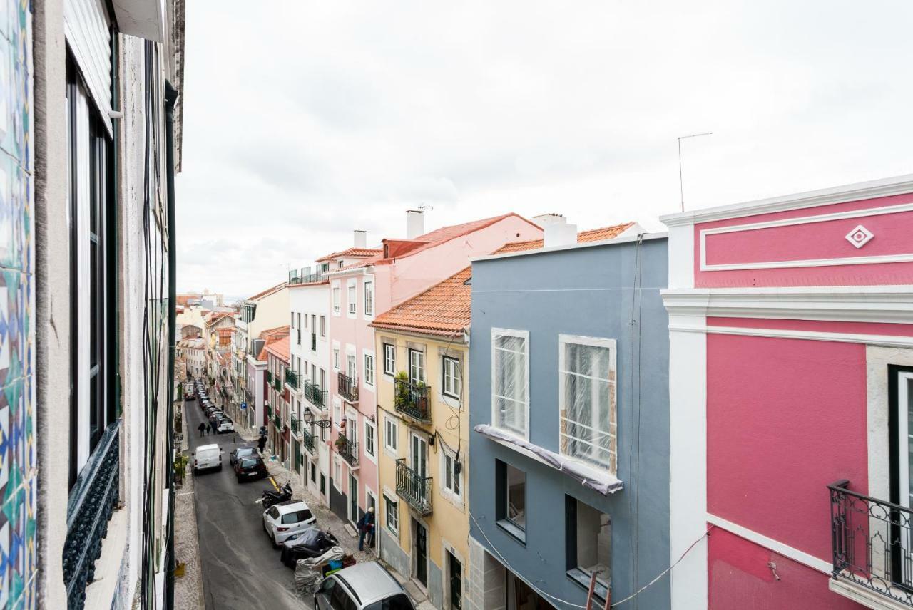 Altido Charming 1br Apt With Workspace In Sao Bento Apartment Lisbon
